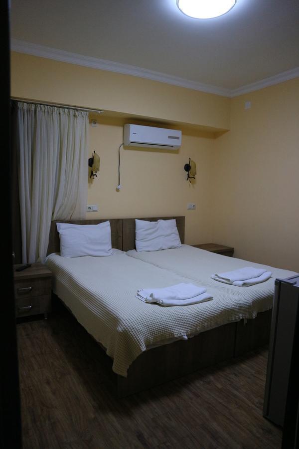 Batusihotel Batumi Exterior photo